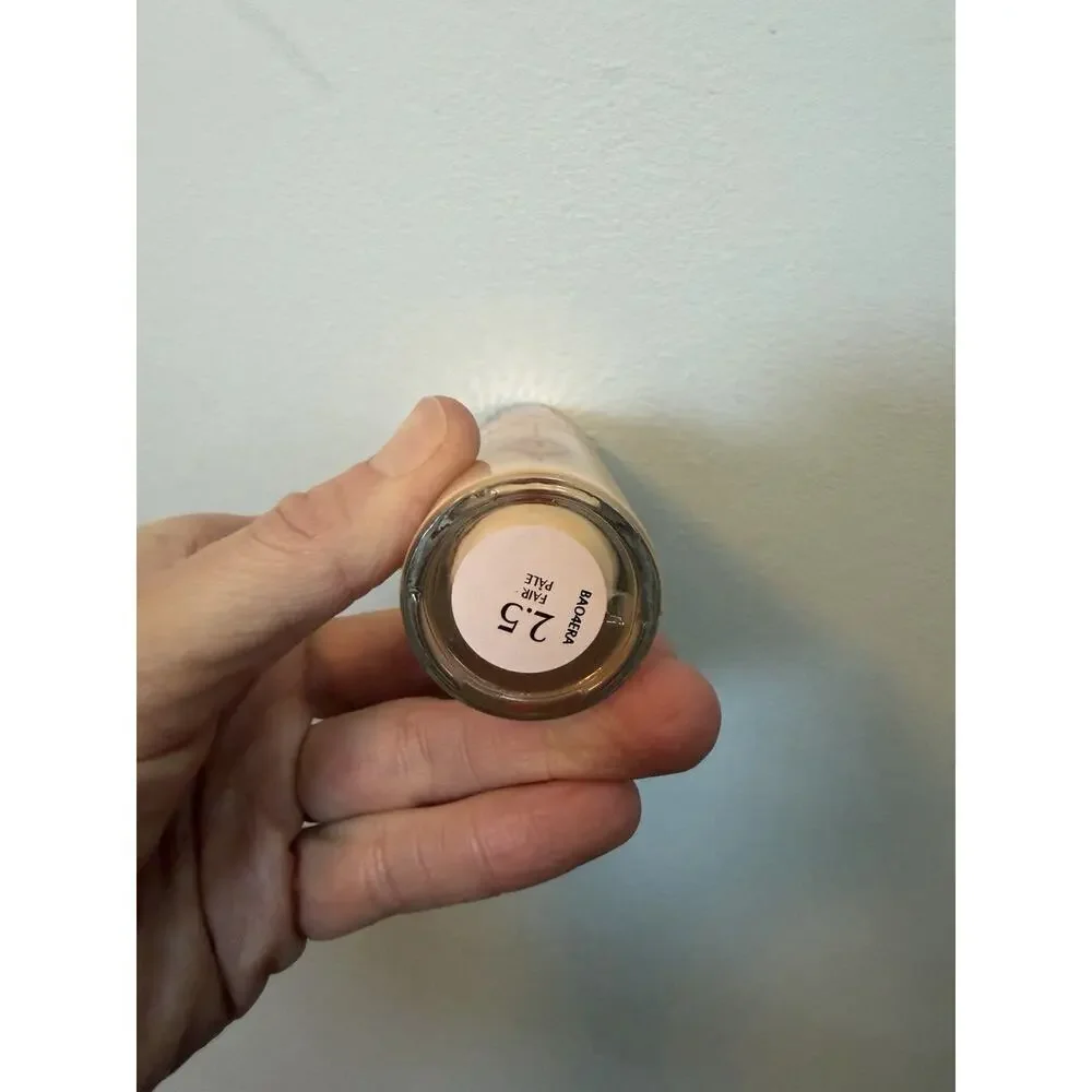 Charlotte Tilbury Hollywood Flawless Filter - 2.5 Fair/pale, 1oz NIB